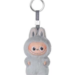 UNOPENED LABUBU PIN FOR LOVE - C